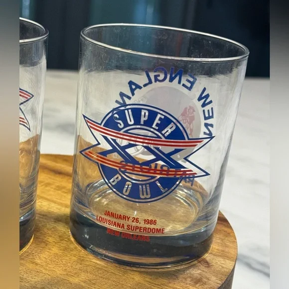 2 Vintage 1986 New England Patriots Super Bowl XX Champions Glass Tumblers. - Picture 2 of 4